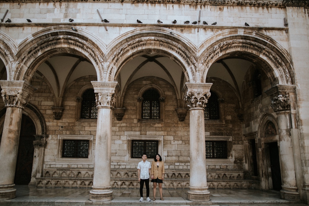 couple photoshoot in Dubrovnik old town