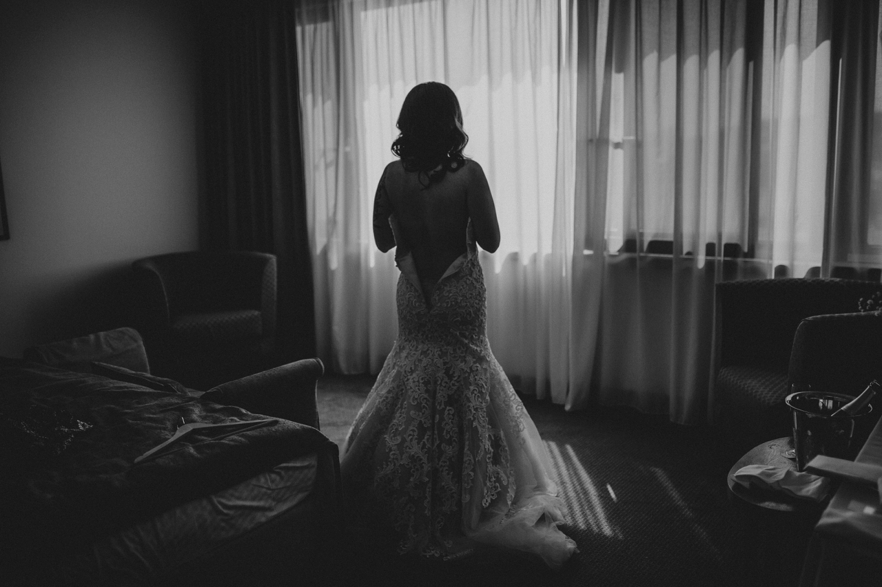 dubrovnik elopement photographer bride dress