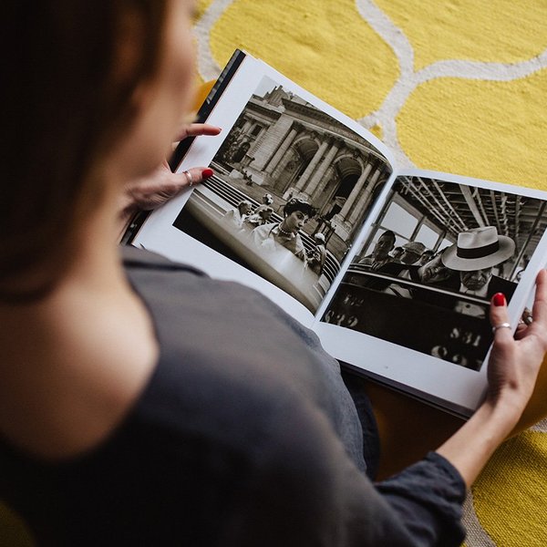 Vivian Maier is one of my favorite photographers.