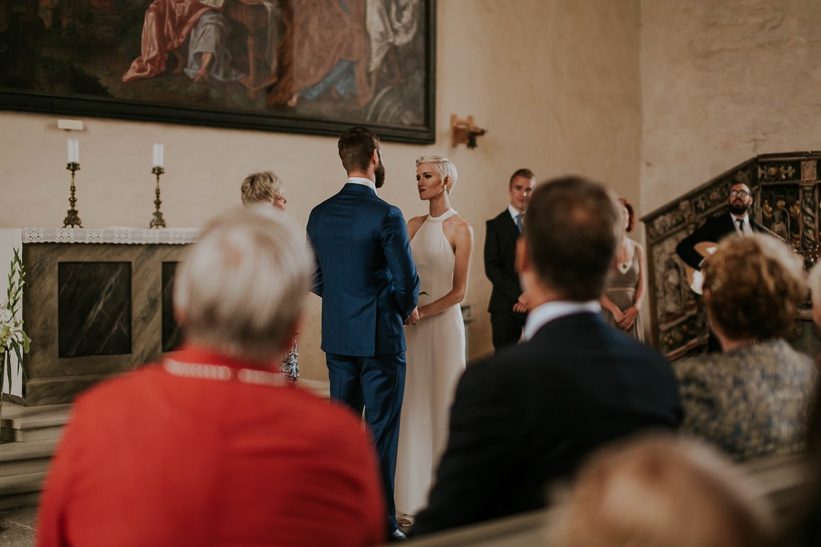 intimate wedding in Vadstena Castle, Sweden
